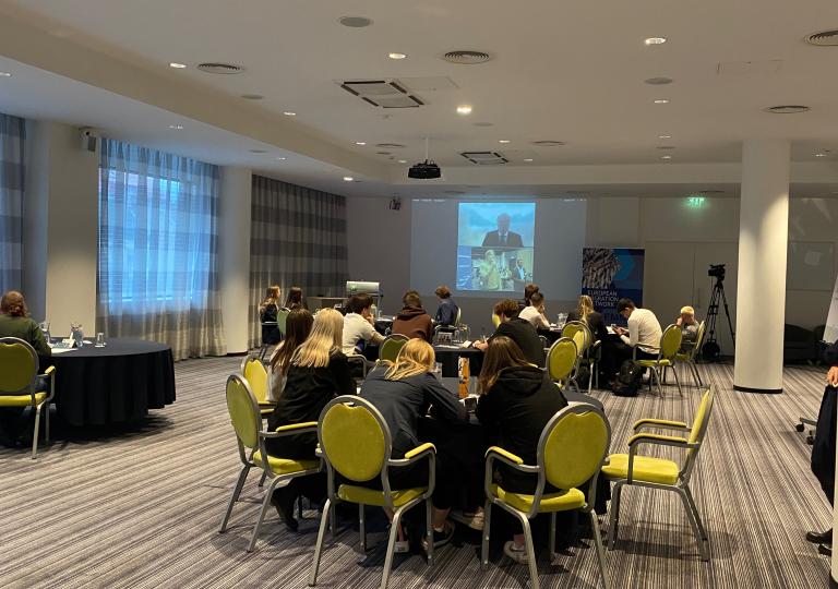 To celebrate International Tolerance Day, youth discussed migration topics