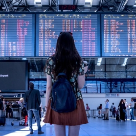 Secondary movements of beneficiaries of international protection - EMN Inform 2022 (EN)