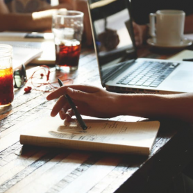 Approaches and tools used to identify labour market needs: EMN Inform 2013 (EN)